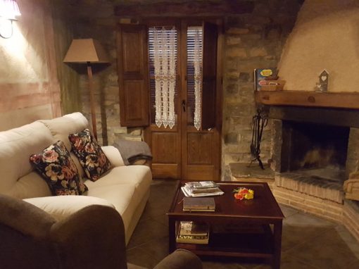 Apartamento el Olivo: Turismo Rural en el Pirineo Aragonés